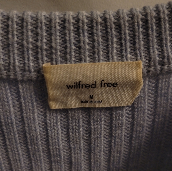 WILFRED FREE light blue cropped sweater from Aritzia; size M. - Picture 3 of 3